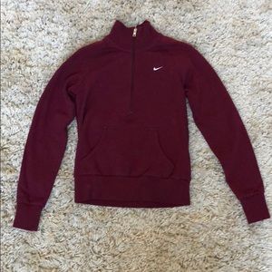Nike 1/4 Zip Sweatshirt. Maroon. WSize Small